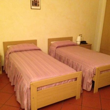 Albergo Ristorante La Scaiola Nuvolera Экстерьер фото