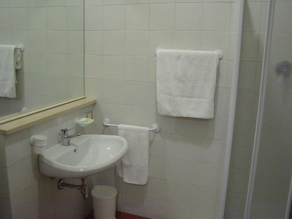 Albergo Ristorante La Scaiola Nuvolera Экстерьер фото