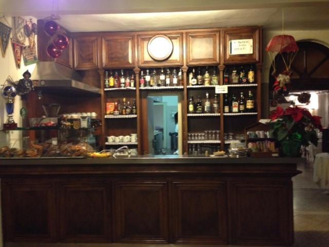 Albergo Ristorante La Scaiola Nuvolera Экстерьер фото